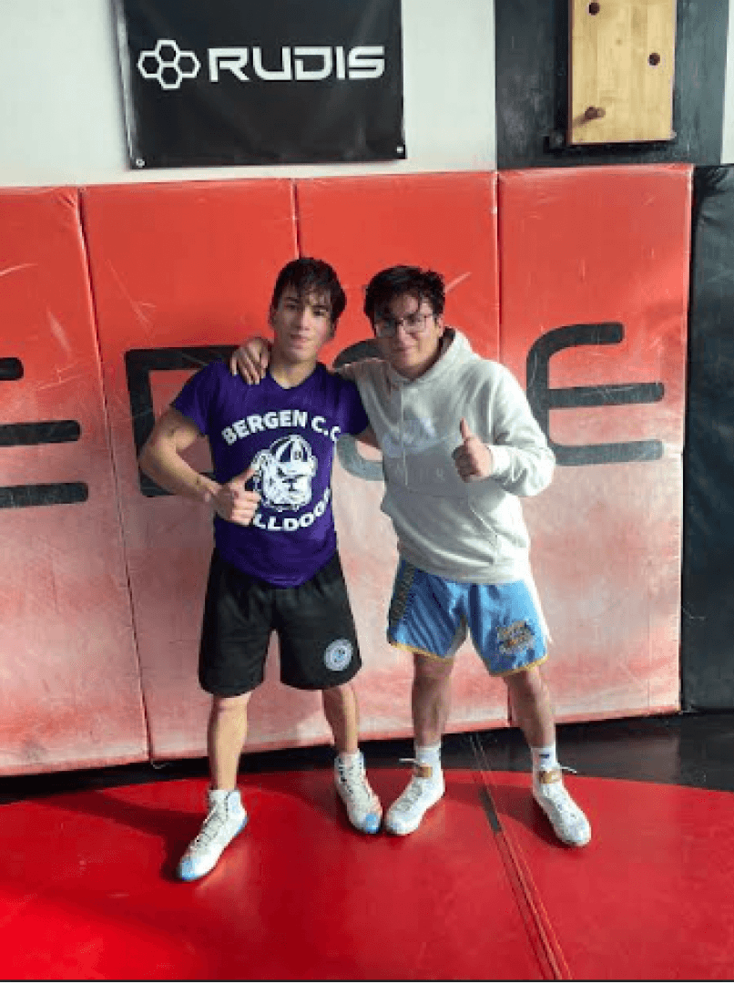 Anthony Medina wrestling